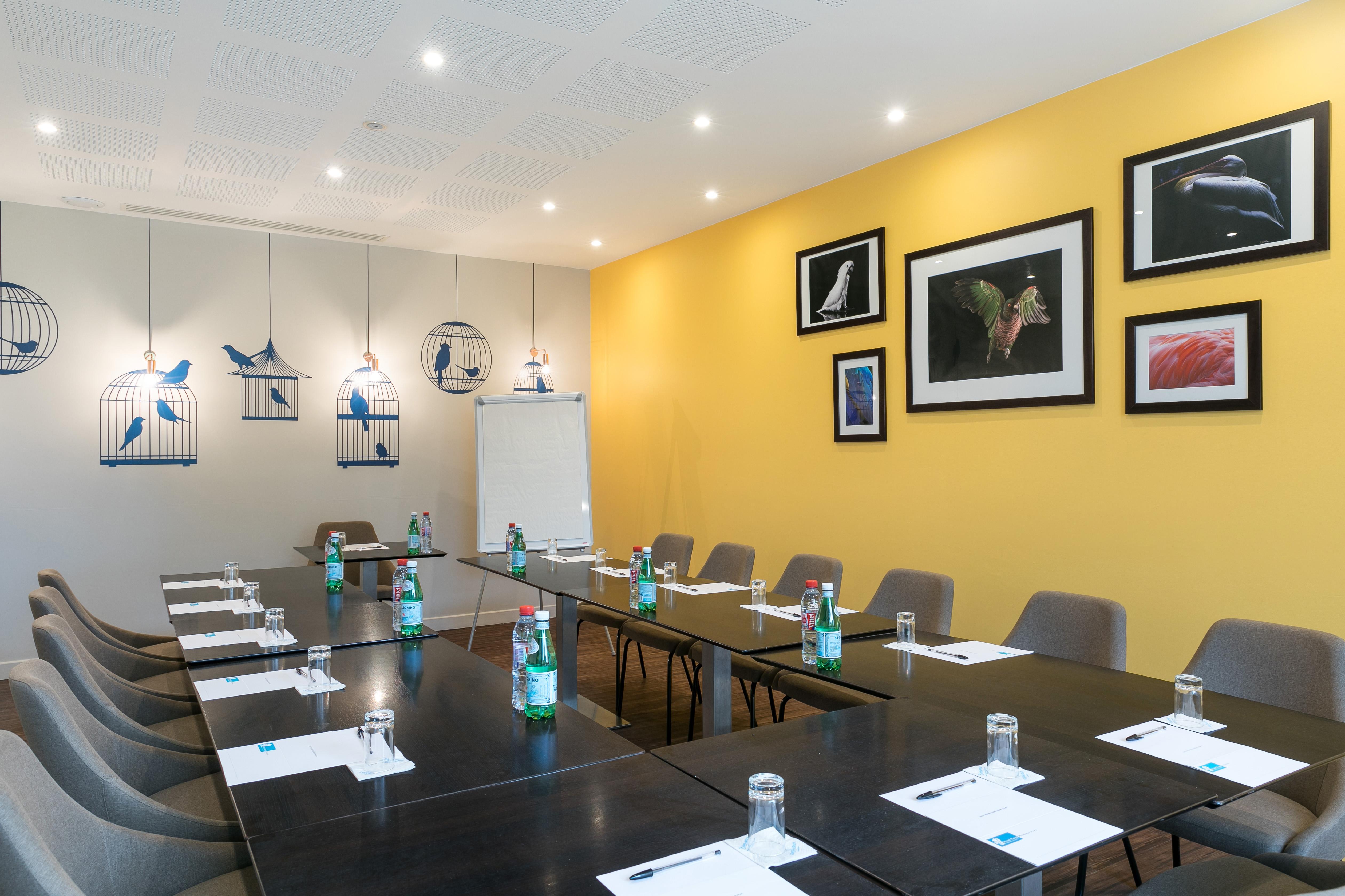 Hotel Birdy By Happyculture Aix-en-Provence Perniagaan gambar